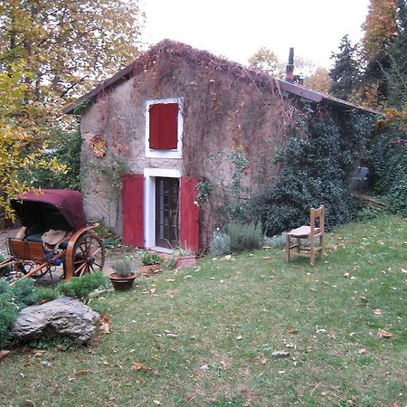 Centro Trekking A Cavallo Monte Brugiana Guest House Маса Екстериор снимка