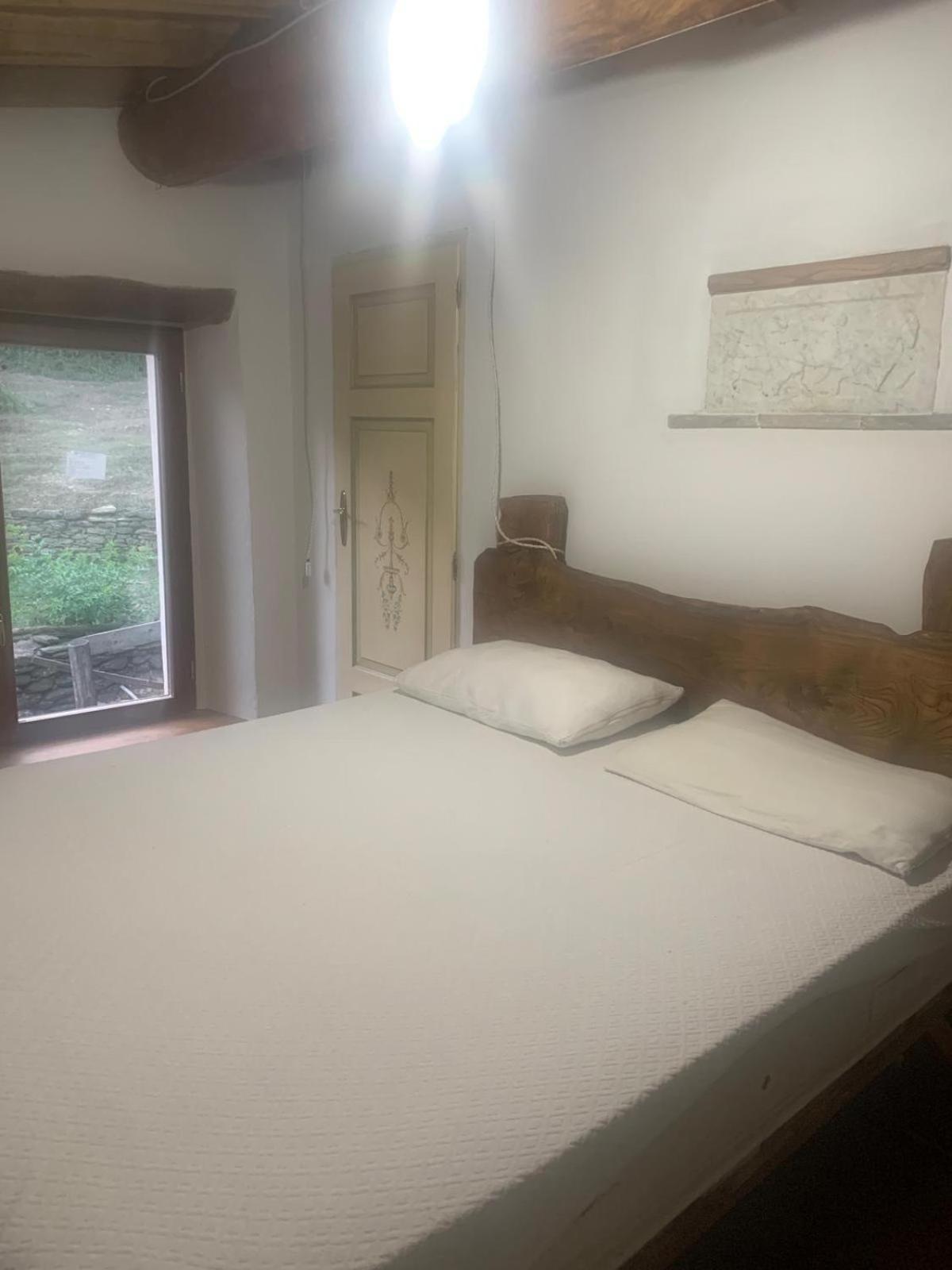 Centro Trekking A Cavallo Monte Brugiana Guest House Маса Екстериор снимка