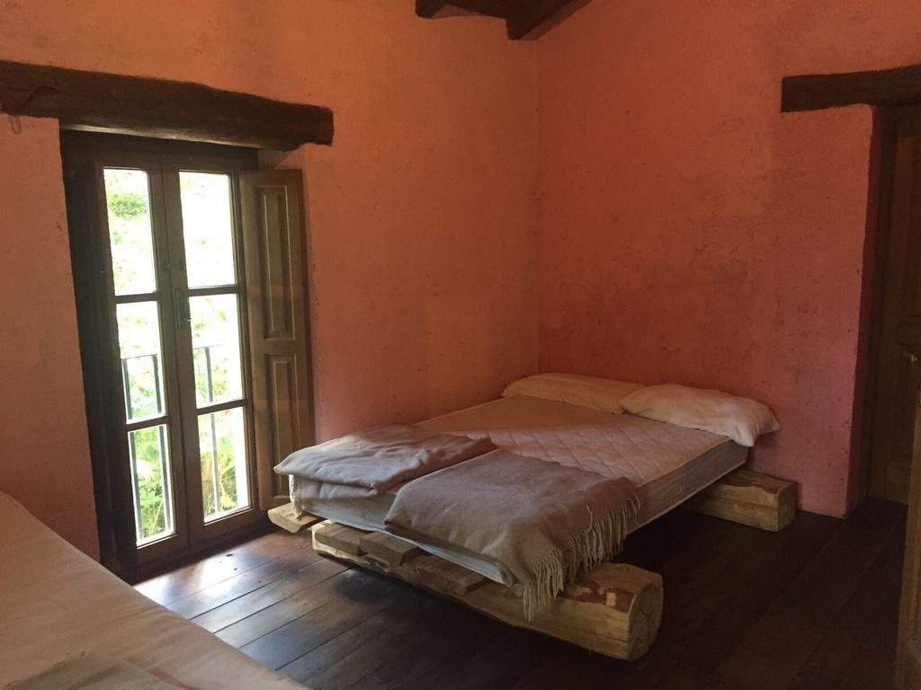 Centro Trekking A Cavallo Monte Brugiana Guest House Маса Екстериор снимка